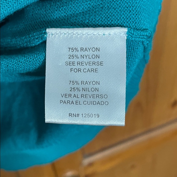 Joseph A Turquoise Turtleneck Sweater - Picture 3 of 7